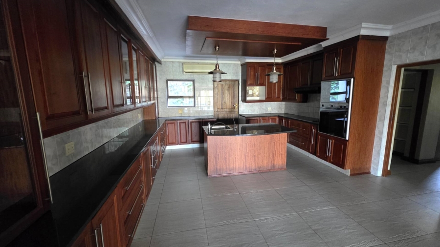 4 Bedroom Property for Sale in Ifafi North West